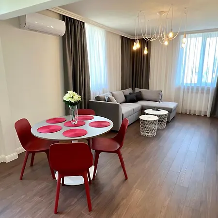 Apartment Location ! Location ! Location ! Garden View Sofia